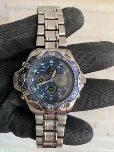 Relógio citizen c700 relíquia anos 90