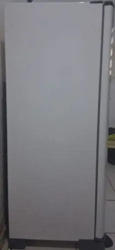 Geladeira Esmaltec Nova