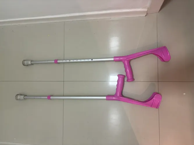 Muletas canadense par rosa