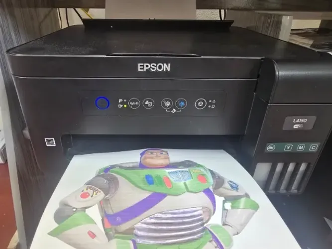 Impressora multifuncional Epson EcoTank L4150 Wi-Fi.
