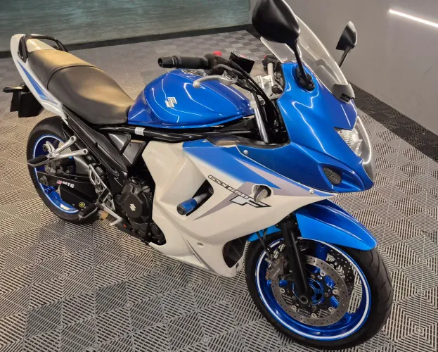 Suzuki gsx 650f super confortável.