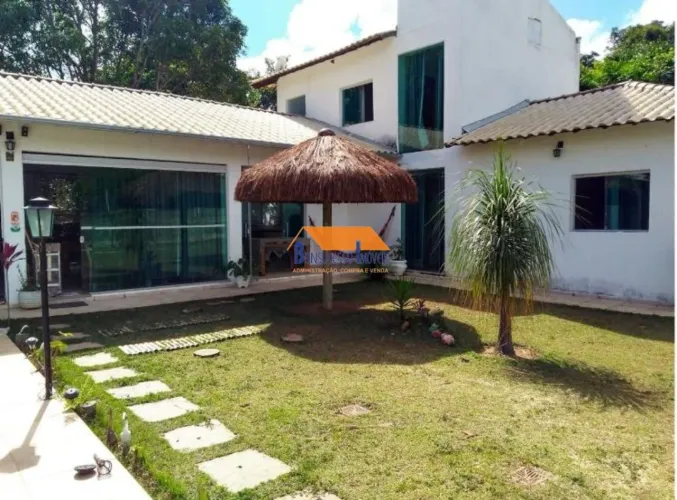 casa de 4 quartos no Condomínio Solar das Palmeiras em Esmeraldas