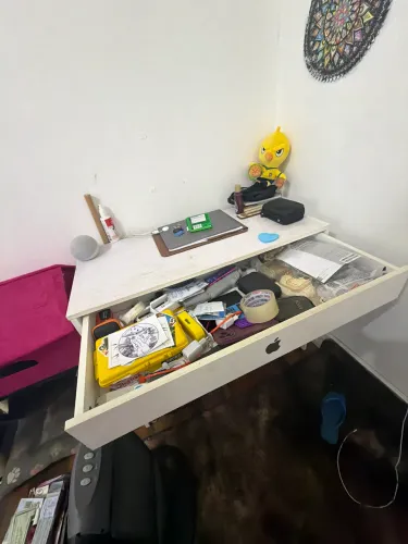Vende se essa mesa 
