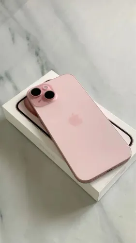 iPhone 15 rosa 128 gb bateria 87 valor negociável