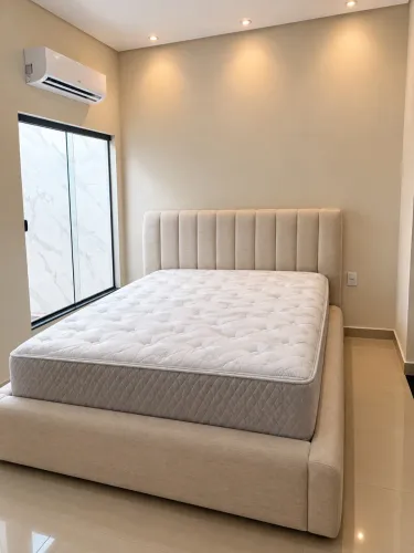 Cama de casal Quenn