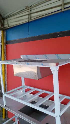 pia inox com base em epoxi medindo 1,20 x 0,55