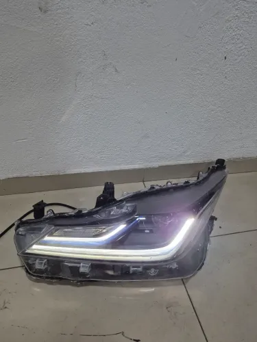 Farol Corolla híbrido esquerdo original