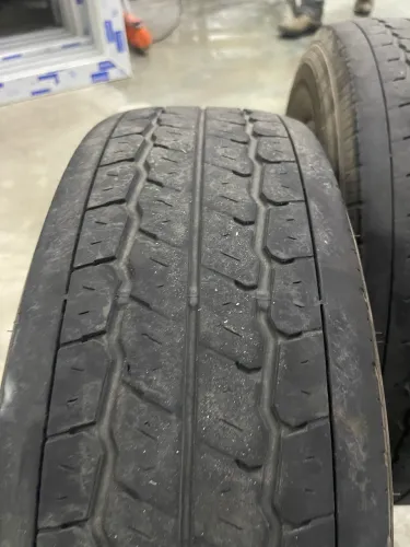 Pneu 205/70R15