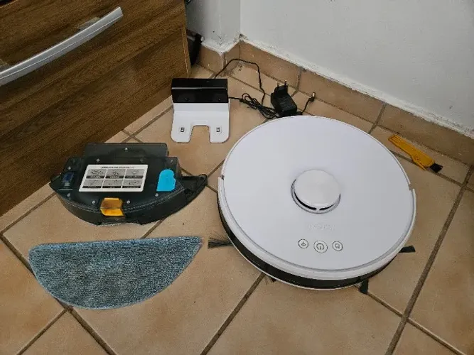 Robo aspirador KaBuM! Smart 700 2 em 1 completo