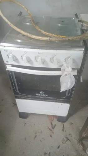 Vende se móveis usados