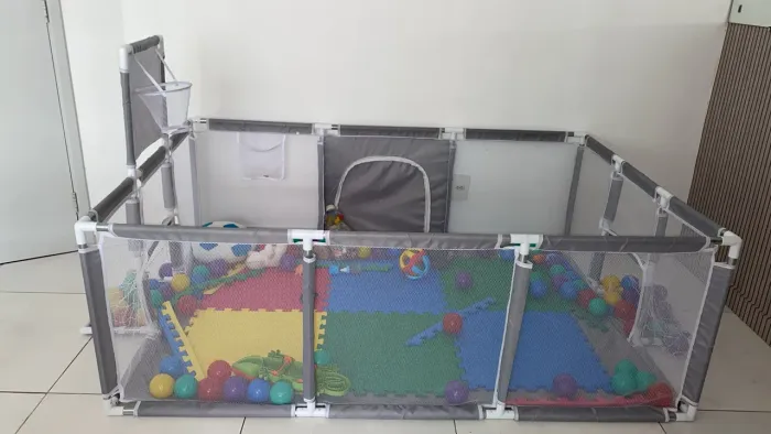 Vendo cercadinho para bebê 