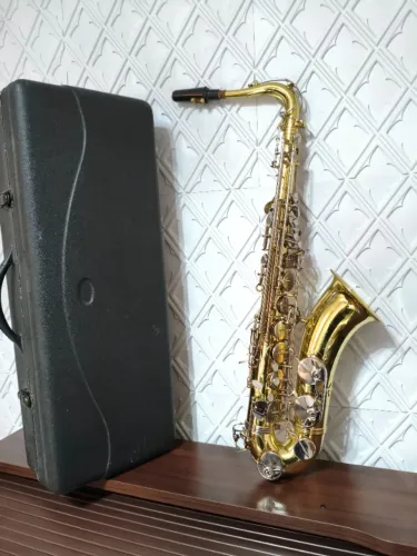 Saxofone Sib Tenor Mavis Dourado Com Niquelado Novíssimo