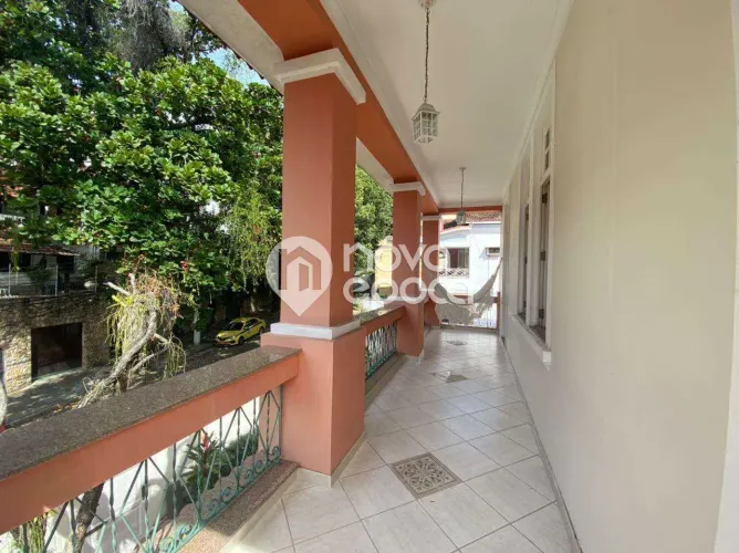 Tijuca | Casa 5 quartos, sendo 3 suites