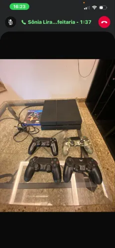 Playstation 4 com jogos 