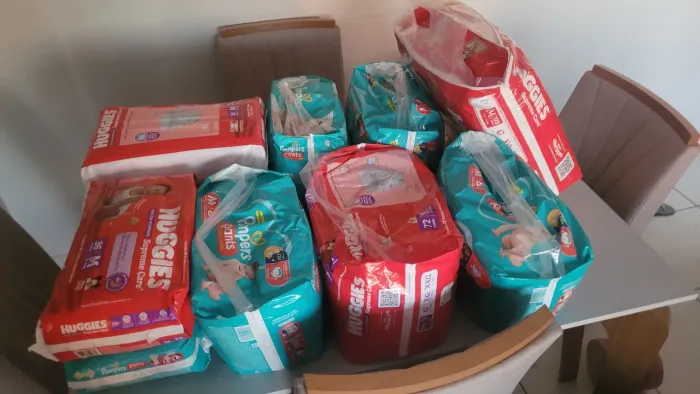 FRALDAS PAMPERS OU HUGGIES - 1 REAL A TIRA