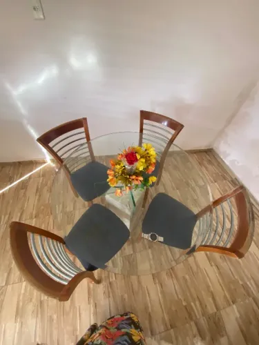 Mesa de jantar redonda