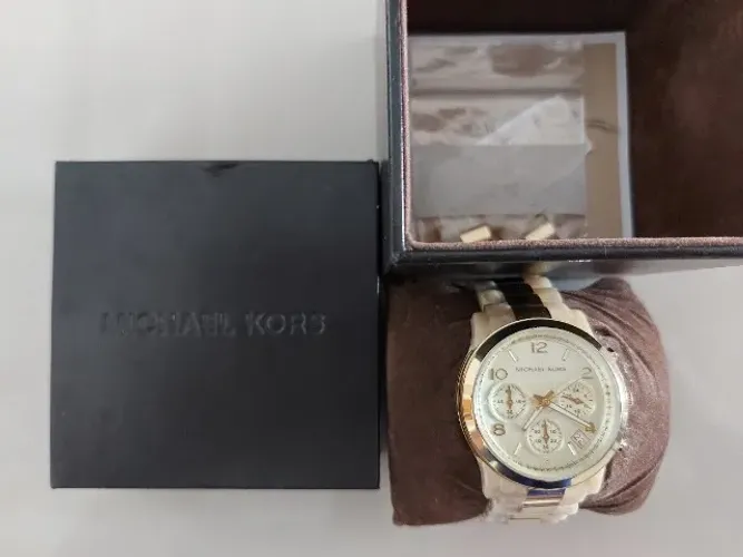 Relógio original Michael Kors MK5145 Runway, tons dourados.  Perfeito 