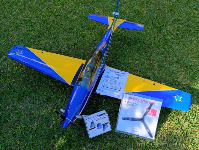 Aeromodelo Tucano 