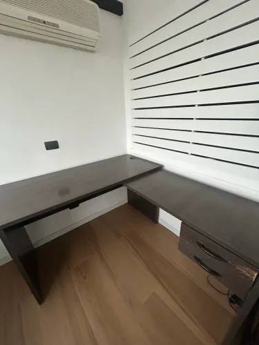 Mesa de Escritório em L + Gaveteiro