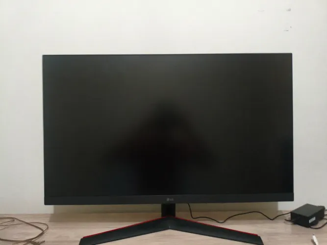 LG UltraGear Monitor Gamer 32"- VA 165Hz 1ms (MBR)