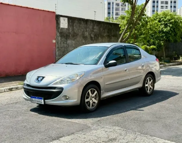 Peugeot 207 Sed. Passion XR Sport 1.4 Flex 8V 4P 2010