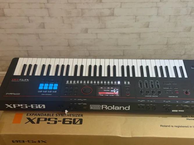 Teclado xps60 Roland mais bag original