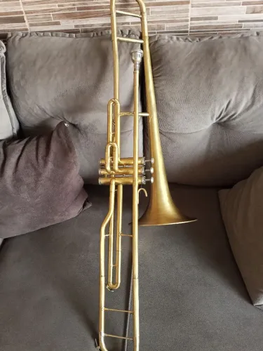 Trombone Sib, impecável, leia a descrição 
