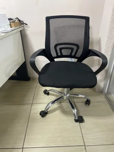 Cadeiras variadas
