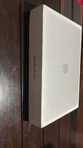 MacBook Neo 256 G Silver