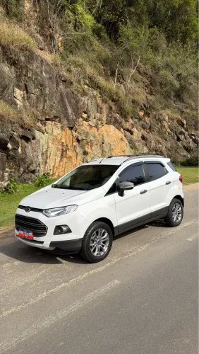 Ford Ecosport Freestyle 1.6 16V Flex 5P 2013
