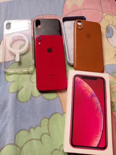 IPHONE XR COM CAIXA E BARATO!