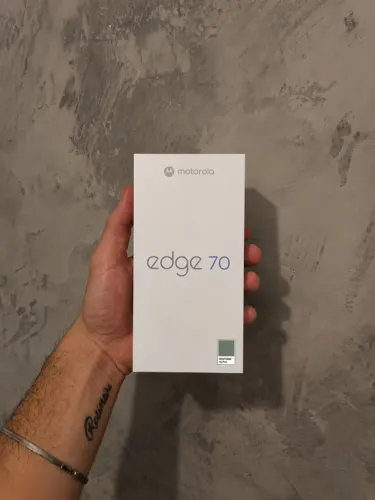 Motorola Edge 70 - Lacrado com Nota Fiscal e Garantia