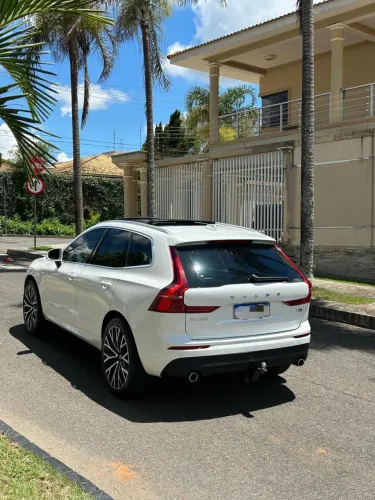 Volvo XC 60 T-5 Momentum 2.0 254cv AWD 5P 2020