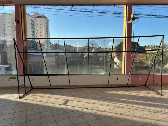 ARMAÇÃO EM FERRO PARA TOLDO 5 metros