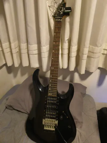 Guitarra cort ponte fly 