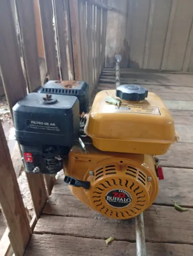 Vendo motor rabeta por 1000 usado poucas vezes