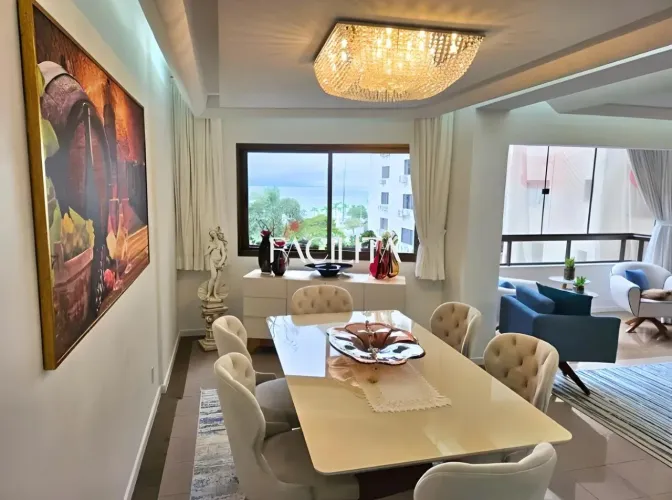 Apartamento de 3 quartos no bairro Centro, Florianópolis.