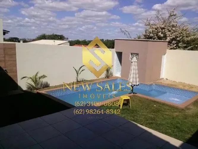 Casa- 4 quartos, 1 suíte, 160m², 4 vagas, piscina- Parque das Flores