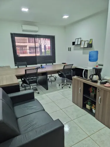 Sala comercial no bairro Parque Estoril