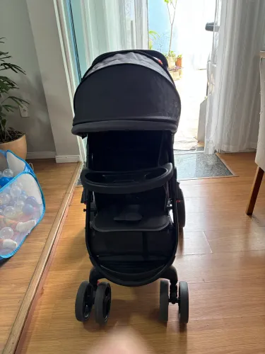 Carrinho bebê cosco