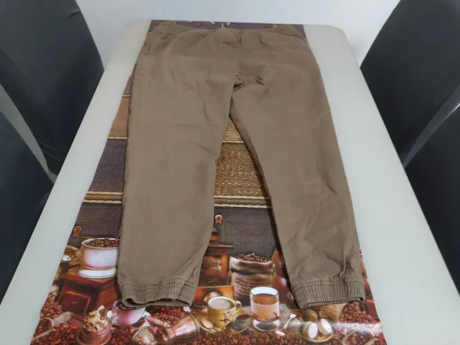 Calça Jogger Masculina Bege Com Elástico Conservada