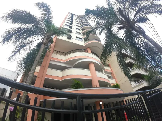 Apartamento Imbetiba c/ 3qts, send 1suíte, 3brs, 2vgs, amrs plnjds, vrnd, blindex