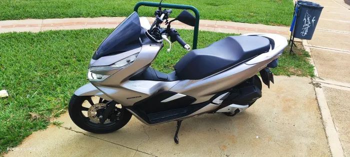 Honda PCX 150 2019 - Conforto, economia e praticidade!