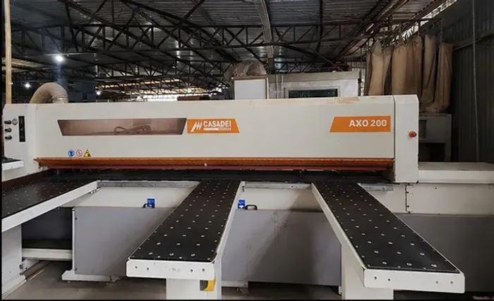 Seccionadora CASADEI AXO 200 com exaustor