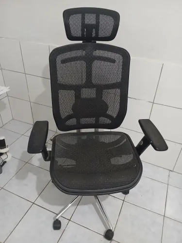 Cadeira de escritorio