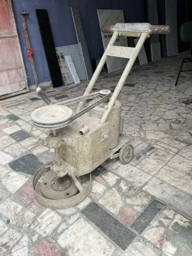 Maquina de polimento de piso 