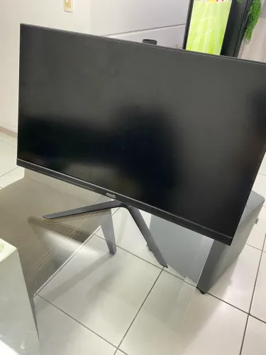 Monitor curvo 24? COM DEFEITO PARA RETIRADA DE PEÇAS