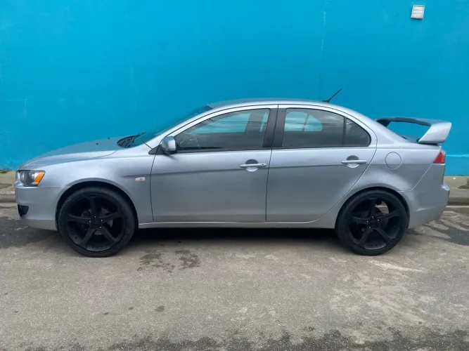 Mitsubishi Lancer 2.0 16V 160cv Mec. 2017