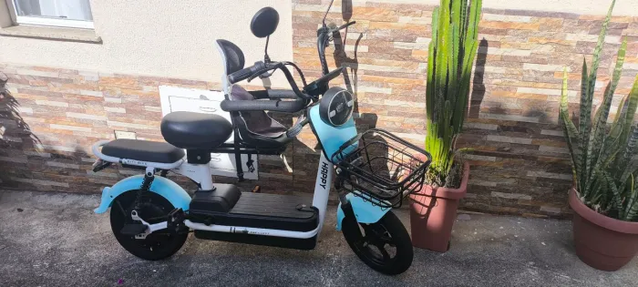 Bicicleta elétrica (autopropelido) NOVA
