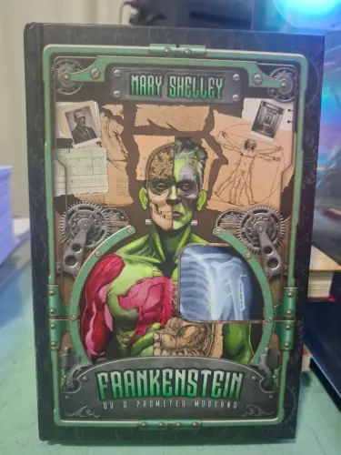 Livro - Frankstein, Capa Dupa